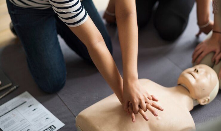 cpr-training_53876-71212.jpg